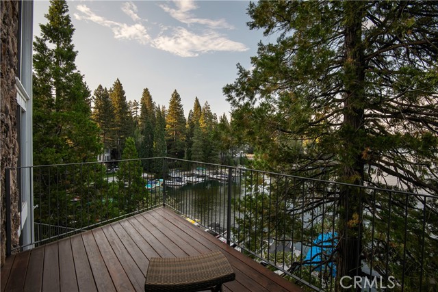 Detail Gallery Image 25 of 51 For 27369 North Bay Rd, Lake Arrowhead,  CA 92352 - 4 Beds | 3/1 Baths