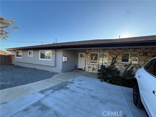 Detail Gallery Image 14 of 14 For 1191 N 1st, Upland,  CA 91786 - 4 Beds | 3 Baths