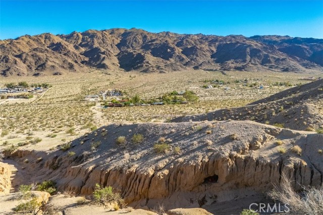 Detail Gallery Image 2 of 18 For 73289 Cactus, Twentynine Palms,  CA 92277 - – Beds | – Baths