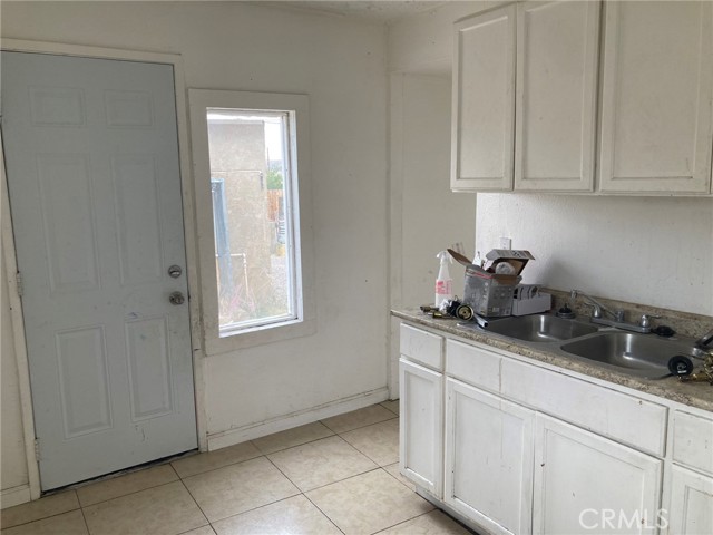 Detail Gallery Image 14 of 34 For 515 Clark, Barstow,  CA 92311 - – Beds | – Baths