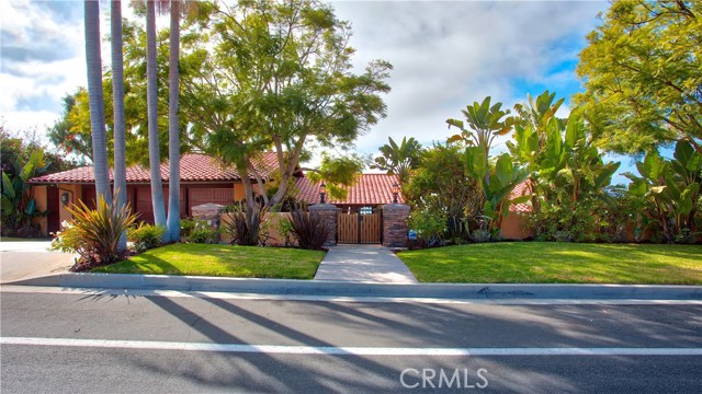 1465 Via Coronel, Palos Verdes Estates, California 90274, 4 Bedrooms Bedrooms, ,3 BathroomsBathrooms,Residential,Sold,Via Coronel,SB17235471