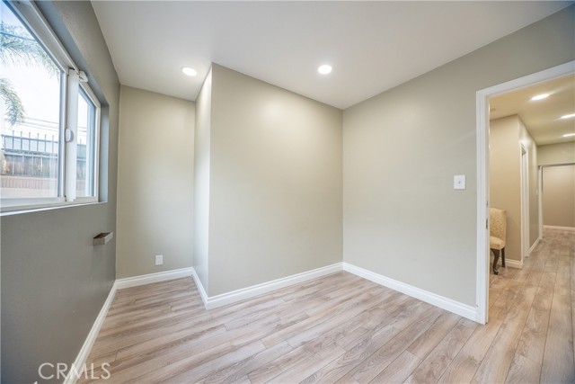 Detail Gallery Image 15 of 41 For 5709 E Beverly Bld, Los Angeles,  CA 90022 - 4 Beds | 2 Baths