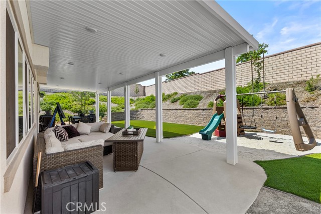 23982 Kerrigan Drive, Menifee CA: https://media.crmls.org/medias/d592af0e-619c-4570-8014-2e75ec4be21d.jpg