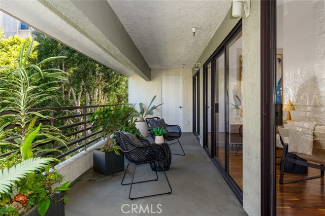 Detail Gallery Image 59 of 74 For 280 Cagney Ln #301,  Newport Beach,  CA 92663 - 2 Beds | 2 Baths