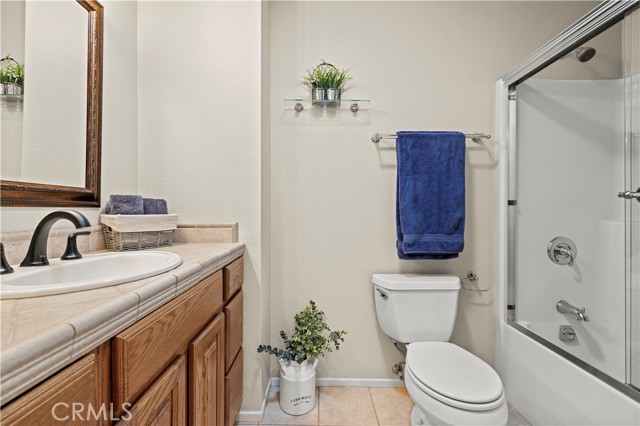28631 Winterdale Drive, Canyon Country CA: https://media.crmls.org/medias/d5933a4b-9135-4667-b6bc-24bb84b99c83.jpg