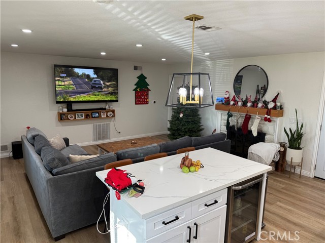 Front Image Thumbnail for CROC25272961