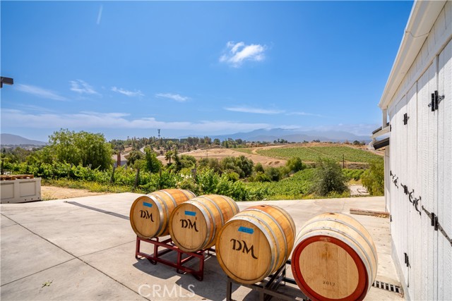 34150 Pauba Road, Temecula CA: https://media.crmls.org/medias/d593b55c-1de1-4bb2-a7c0-fee6d9459516.jpg