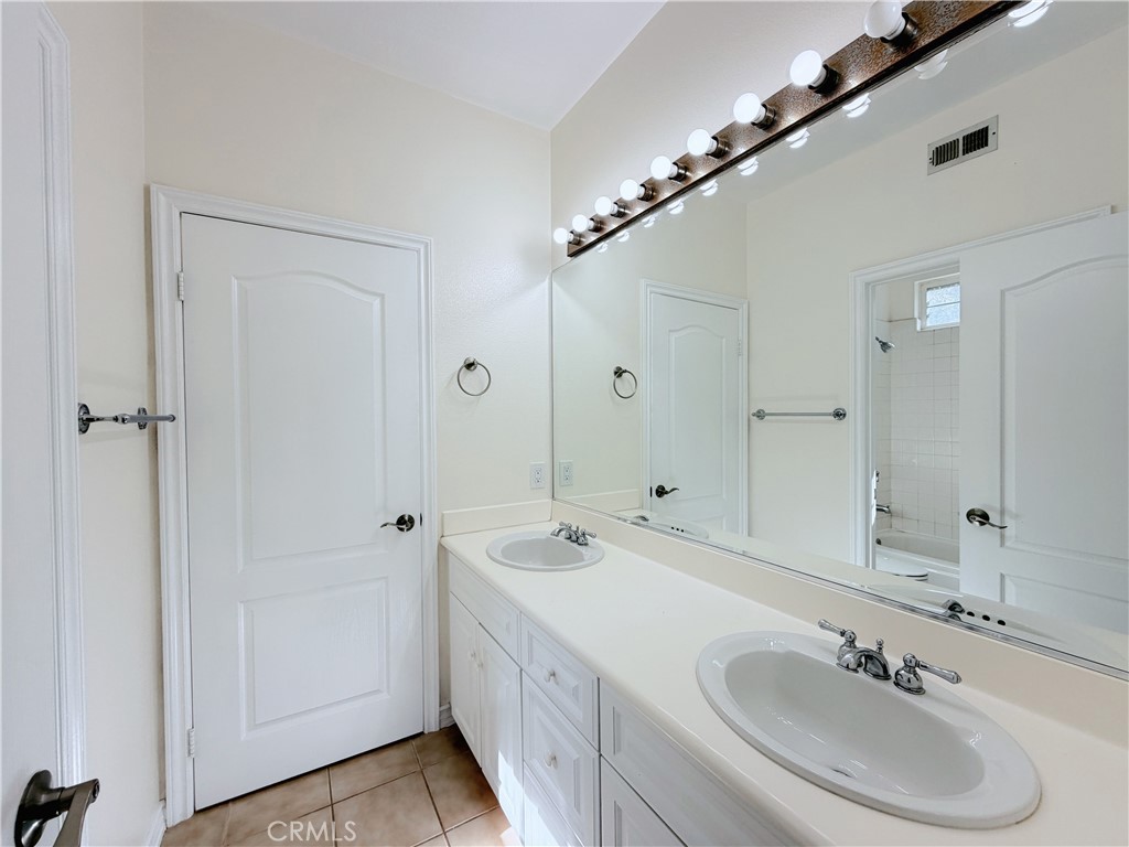 MLS #TR25270686 image #17