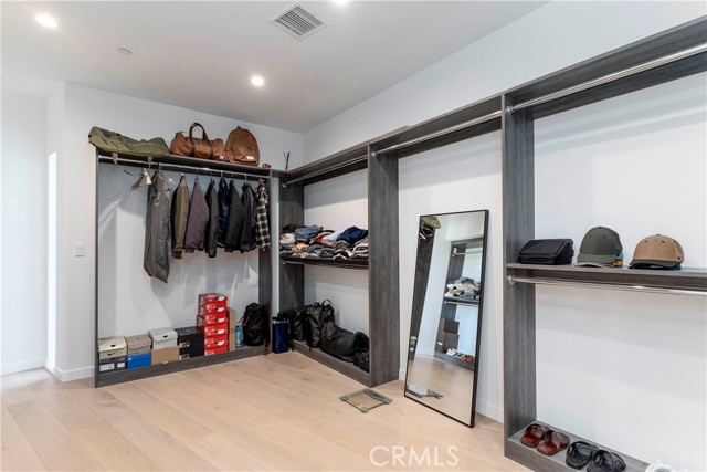 Detail Gallery Image 21 of 42 For 717 Latigo Canyon Rd, Malibu,  CA 90265 - 3 Beds | 3 Baths