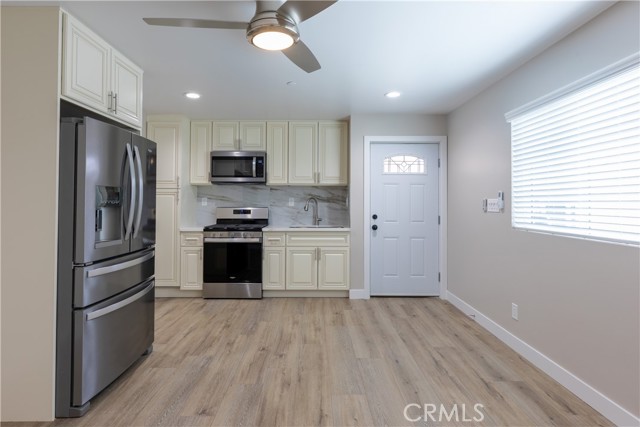 1344 Ximeno Avenue, Long Beach CA: https://media.crmls.org/medias/d594db22-f198-48a6-b695-040372ee03ed.jpg