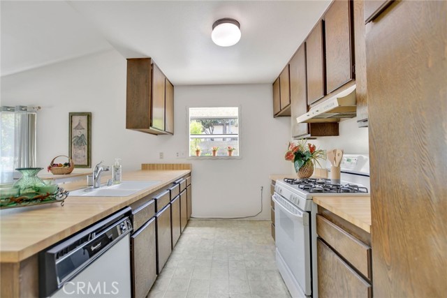 Detail Gallery Image 14 of 34 For 30124 Casa Chata Pl, Temecula,  CA 92592 - 3 Beds | 2 Baths