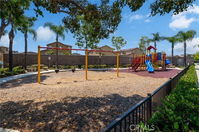 There are plenty of amenities in this great little community.