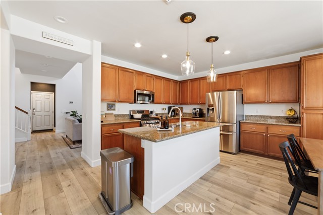Detail Gallery Image 11 of 38 For 3872 Taconite, San Bernardino,  CA 92407 - 4 Beds | 2/1 Baths