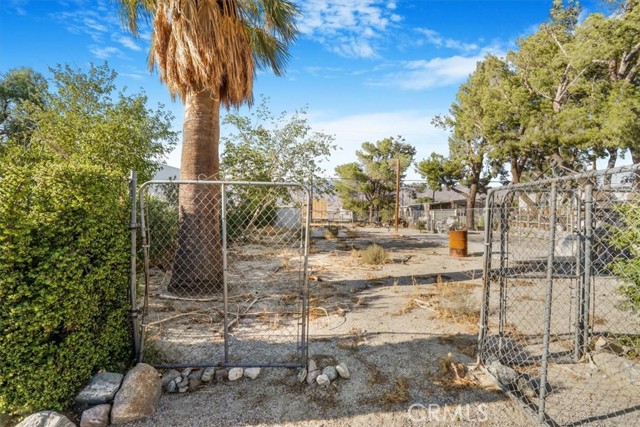 Detail Gallery Image 1 of 10 For 51934 Date Avenue, Cabazon,  CA 92230 - – Beds | – Baths