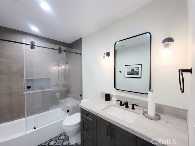 Detail Gallery Image 19 of 35 For 2710 Marber Ave, Long Beach,  CA 90815 - 3 Beds | 2 Baths