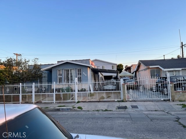 MLS# DW23064786