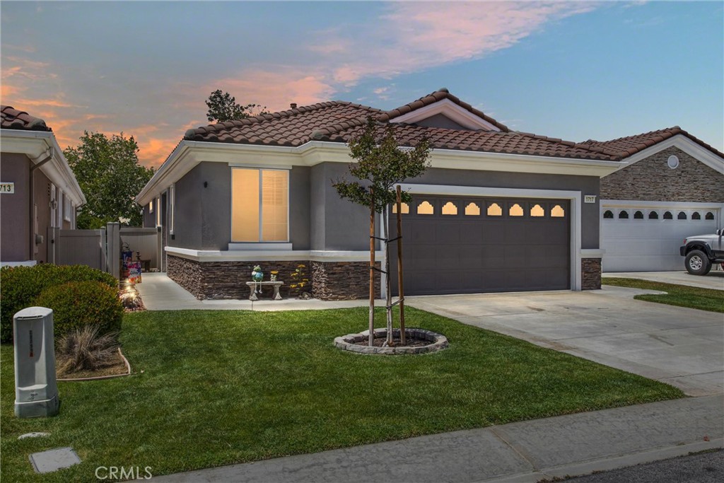 1717 Scottsdale