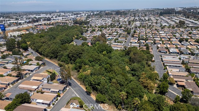 17701 Avalon Boulevard, Carson CA: https://media.crmls.org/medias/d5988d6d-f2d8-454c-8653-ddf1697bdb08.jpg