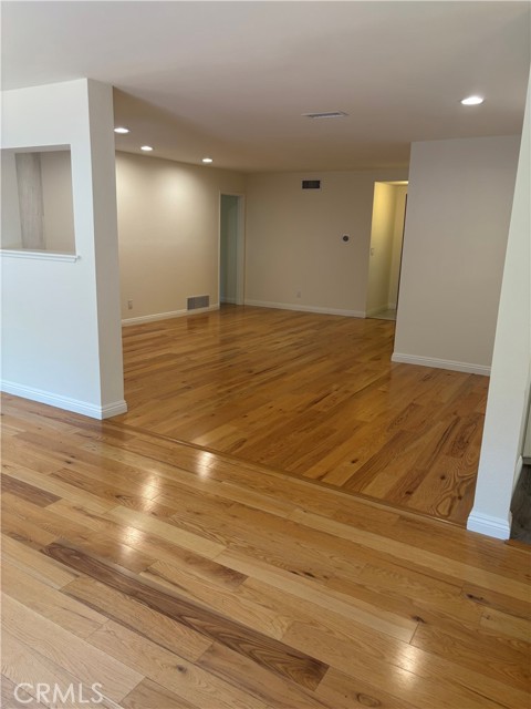 Detail Gallery Image 10 of 31 For 22430 Criswell St, West Hills,  CA 91307 - 4 Beds | 2 Baths