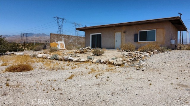 Detail Gallery Image 6 of 13 For 61850 Sagebrush Road, Palm Springs,  CA 92258 - 2 Beds | 2 Baths