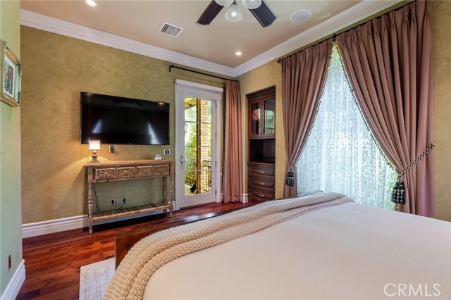 Image 40 of 75 For 25711 Shady Oak Ln