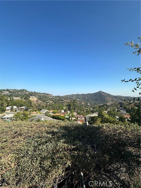 Detail Gallery Image 25 of 25 For 3160 Kirkham Dr, Glendale,  CA 91206 - 4 Beds | 2 Baths