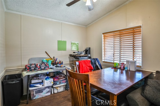 Detail Gallery Image 10 of 38 For 1045 N Azusa Ave #26,  Covina,  CA 91722 - 3 Beds | 2 Baths