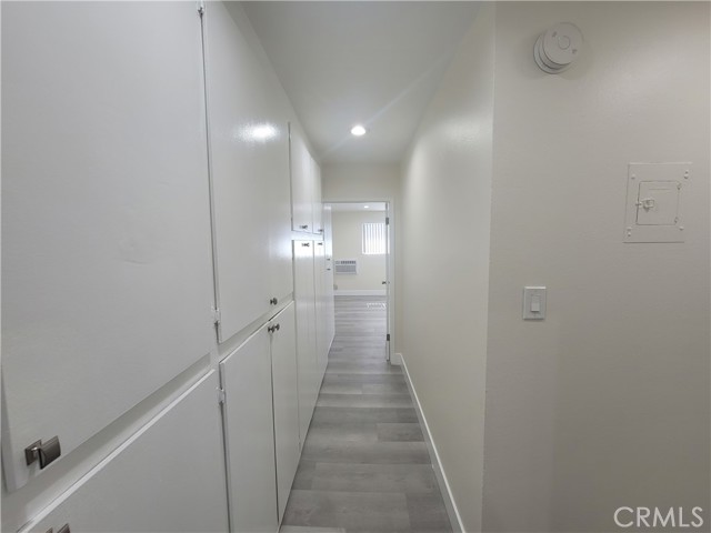 Detail Gallery Image 7 of 29 For 14609 Saticoy St #24,  Van Nuys,  CA 91405 - 2 Beds | 1/1 Baths