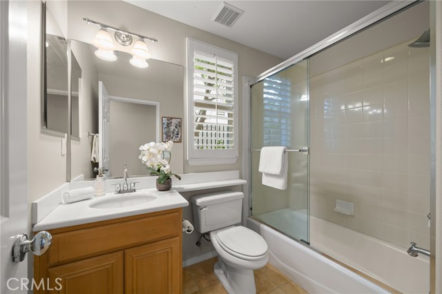 20713 Mopena, Porter Ranch CA: https://media.crmls.org/medias/d59c10f2-e364-4f0a-9e9a-280dc8a63fd3.jpg