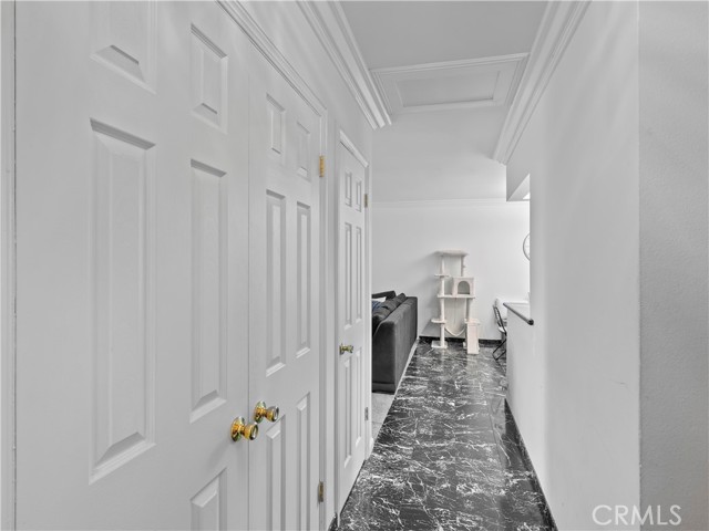 12720 Burbank Boulevard, Valley Village CA: https://media.crmls.org/medias/d59d7276-8120-4f50-9081-cbb495f3231a.jpg