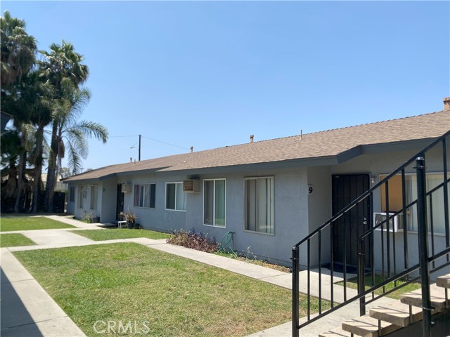 3750 Franklin Avenue, Fullerton CA: https://media.crmls.org/medias/d59db32e-a5d2-4e39-b037-00caed48593a.jpg