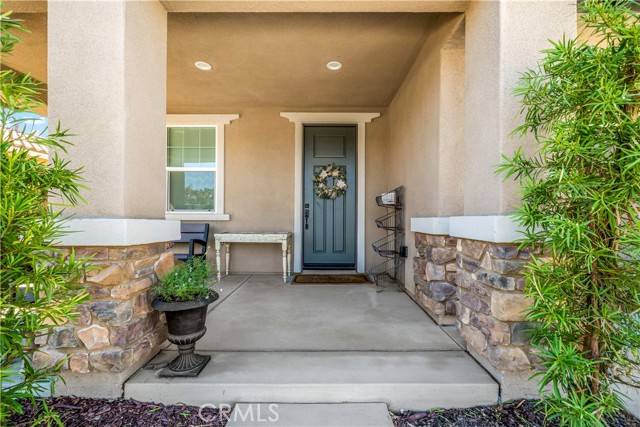 Detail Gallery Image 5 of 69 For 30841 Bloomfest St, Murrieta,  CA 92563 - 4 Beds | 2/1 Baths