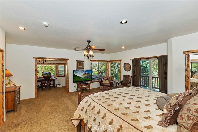 Detail Gallery Image 22 of 74 For 42402 Golden Oak Rd, Big Bear Lake,  CA 92315 - 4 Beds | 4/1 Baths