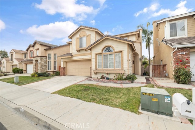 Detail Gallery Image 2 of 31 For 260 S Firenza Way, Orange,  CA 92869 - 4 Beds | 2/1 Baths