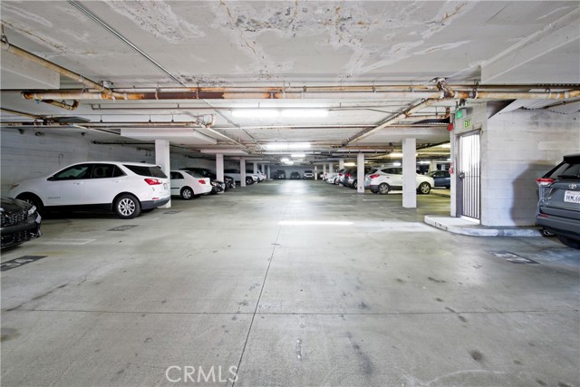 260 Victoria Street, Costa Mesa CA: https://media.crmls.org/medias/d59eadb2-5aae-4dd6-86f2-c5082b683c48.jpg