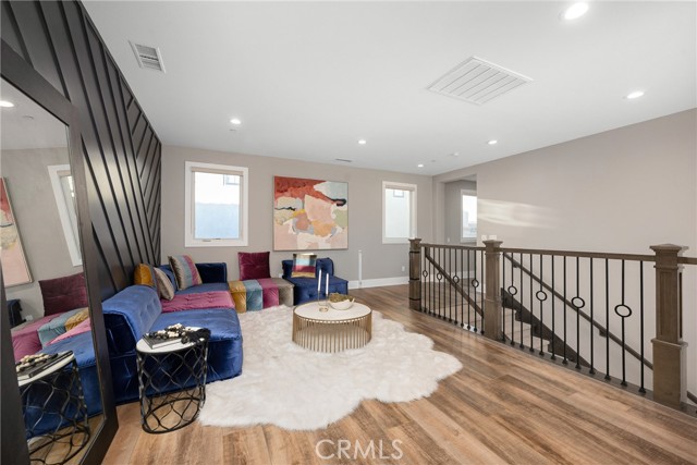 20436 W Liverpool Way, Porter Ranch CA: https://media.crmls.org/medias/d59f8ec2-38d7-41d0-a831-905ac980a638.jpg