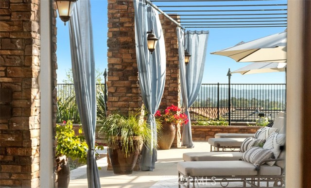 Detail Gallery Image 42 of 75 For 4111 Cortona Ct, Yorba Linda,  CA 92886 - 6 Beds | 5/1 Baths