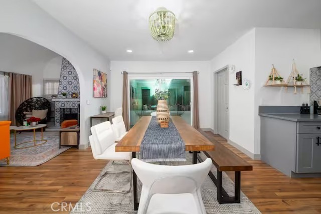 5743 Magnolia Avenue, Riverside CA: https://media.crmls.org/medias/d5a1587f-1138-4f7c-ba75-01d9e64b5907.jpg