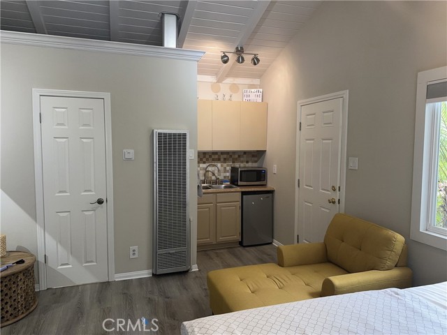 2417 Burritt Avenue, Redondo Beach, California 90278, 3 Bedrooms Bedrooms, ,2 BathroomsBathrooms,Residential,Sold,Burritt,SB23069704