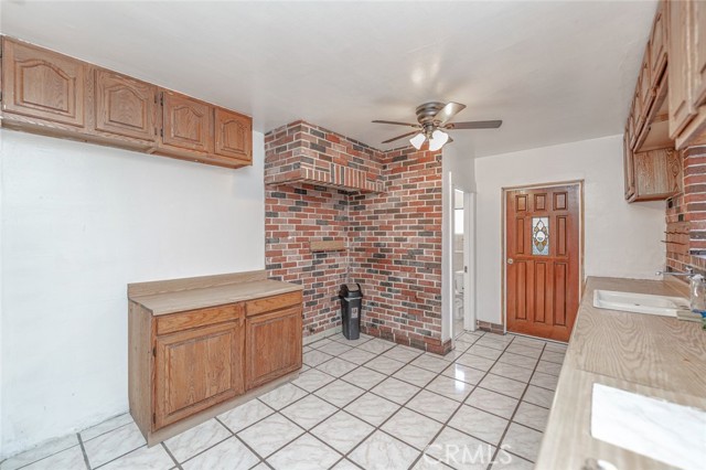 2677 Roseview Avenue, Los Angeles CA: https://media.crmls.org/medias/d5a1acc7-d583-47ca-a366-a84588eae388.jpg