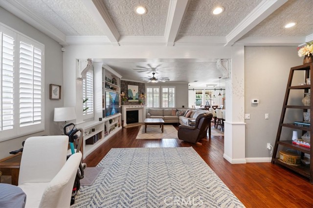 22517 Skipping Stone Drive, Saugus CA: https://media.crmls.org/medias/d5a43ab3-5e90-4471-ae98-4b886ac3ccd6.jpg