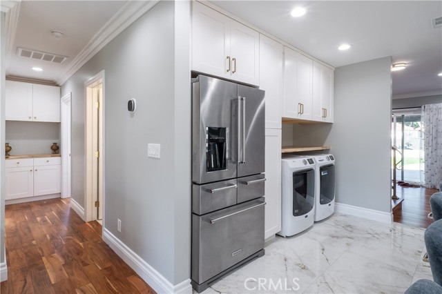 Detail Gallery Image 15 of 39 For 5339 E Greenmeadow, Long Beach,  CA 90808 - 5 Beds | 3 Baths