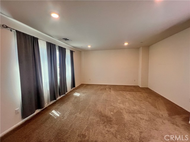 13876 Vantage Street, Moreno Valley CA: https://media.crmls.org/medias/d5a5fa4b-ce5c-47cb-8433-cc0acadd40c6.jpg
