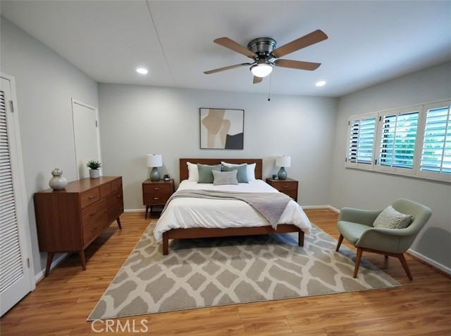 6233 Capistrano Avenue, Woodland Hills CA: https://media.crmls.org/medias/d5a64f49-14e1-4d80-8e66-b9aca3243e91.jpg