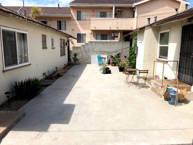 627 East Magnolia Boulevard photo 6