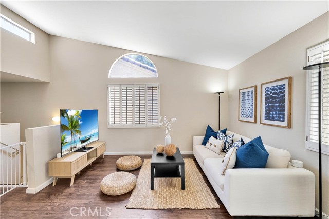 Front Image Thumbnail for CRPW26175960