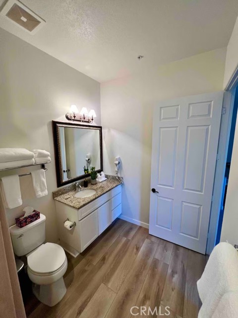 Detail Gallery Image 8 of 12 For 50590 Santa Rosa #7,  La Quinta,  CA 92253 - 1 Beds | 1 Baths