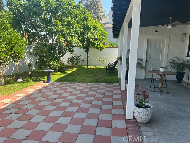 Detail Gallery Image 17 of 19 For 5754 Ensign Ave, North Hollywood,  CA 91601 - 2 Beds | 1 Baths