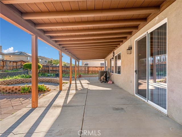 Detail Gallery Image 47 of 54 For 13647 Copper St, Victorville,  CA 92394 - 4 Beds | 3 Baths