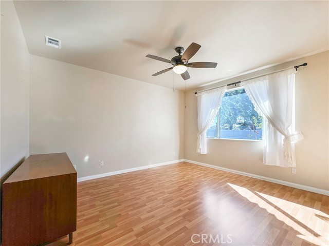 19642 Castle Harbor Court, Apple Valley CA: https://media.crmls.org/medias/d5a7c56e-8574-437a-99d1-6b7fdee2c5a9.jpg